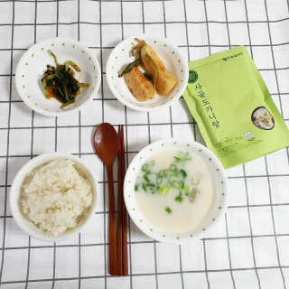 한촌몰 설렁탕집 가마솥 도가니탕 350g x 2팩 — 3점을 준 리뷰어가 2020년 8월 올린 사용 사진