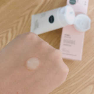 냉장고에 넣어요, 붉은 트러블 피부 다음날 진정되요 [버진팜스 푸딩수딩아토] — 5점을 준 리뷰어가 2020년 11월 올린 사용 사진