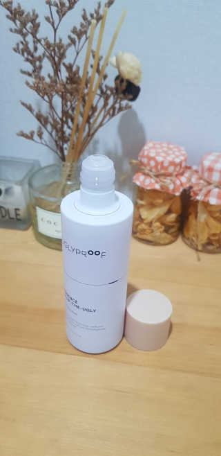 어글리프루프 에센스 스탑디어글리 레드모먼트 에센스 120ml — 5점을 준 리뷰어가 2020년 10월 올린 사용 사진