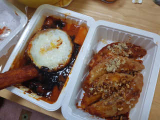 죠스떡볶이 [죠스푸드] 짜빠떡볶이+떡또그+범벅만두 신메뉴 3종 — 5점을 준 리뷰어가 2020년 4월 올린 사용 사진