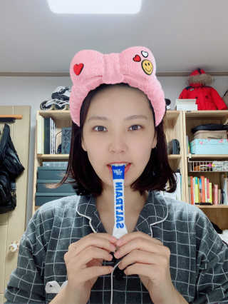 오래가는 개운함 솔트레인 그레이 솔트 덴탈케어 SET — 5점을 준 리뷰어가 2020년 10월 올린 사용 사진