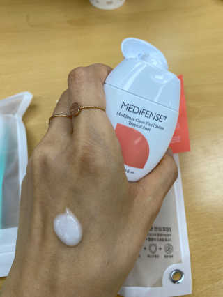 메디펜스 클린 핸드 세럼  2종 랜덤증정 — 5점을 준 리뷰어가 2020년 9월 올린 사용 사진