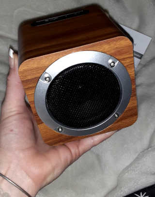 SEVIZ MINI10W 레트로 블루투스 스피커 — 5점을 준 리뷰어가 2020년 7월 올린 사용 사진