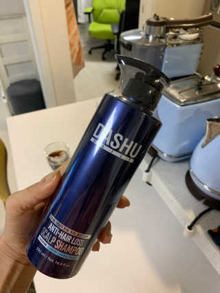 다슈코리아 다슈 데일리 단백질 한방 두피 골드 샴푸 500ml — 5점을 준 리뷰어가 2020년 12월 올린 사용 사진