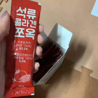 조은약초 석류콜라겐 석류즙 석류쪼옥 젤리 스틱 15포 x 20g — 4점을 준 리뷰어가 2020년 7월 올린 사용 사진