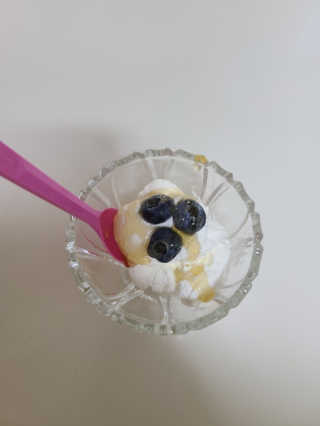 요즘 그릭요거트  플레인 — 5점을 준 리뷰어가 2020년 10월 올린 사용 사진