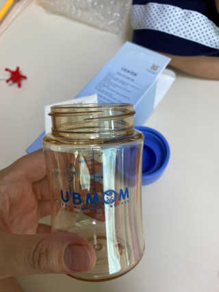 유비맘 PPSU 젖병 노꼭지_200ml_컬러 랜덤 발송 — 5점을 준 리뷰어가 2020년 10월 올린 사용 사진