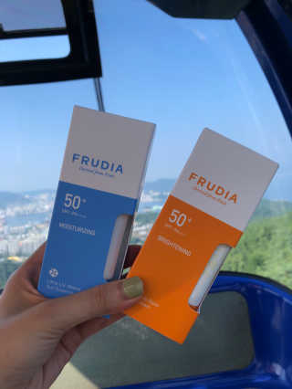 [후르디아] 혼합자차 선 에센스+톤업 선크림 2종 — 5점을 준 리뷰어가 2020년 8월 올린 사용 사진