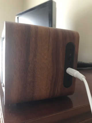SEVIZ MINI10W 레트로 블루투스 스피커 — 5점을 준 리뷰어가 2020년 6월 올린 사용 사진