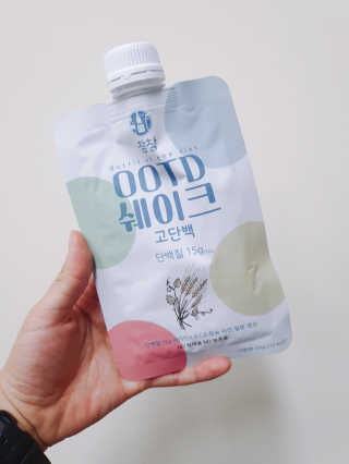 [꾸콤] 참참 OOTD쉐이크 고단백 일주일세트 50g x 5 — 5점을 준 리뷰어가 2020년 10월 올린 사용 사진