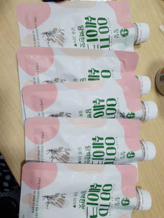 [꾸콤] 참참 OOTD쉐이크 담백한 일주일세트 50g x 5 — 5점을 준 리뷰어가 2020년 10월 올린 사용 사진