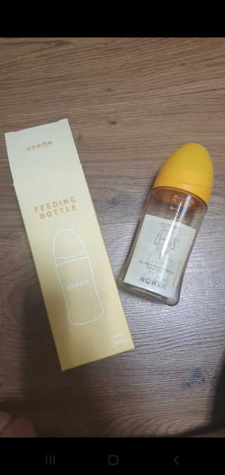 유비맘 PPSU 젖병 노꼭지_260ml_컬러 랜덤 발송 — 5점을 준 리뷰어가 2020년 10월 올린 사용 사진