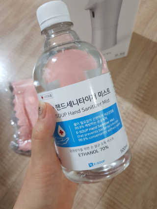 안도 굿티스 자동손소독기+리필액+극세사천 포함 — 5점을 준 리뷰어가 2020년 9월 올린 사용 사진