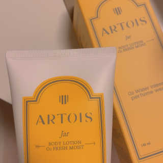 아르투아 ARTOIS 꽃밭에 누운듯 은은한 꽃향기, 아르투아 자르 바디로션 — 5점을 준 리뷰어가 2020년 7월 올린 사용 사진
