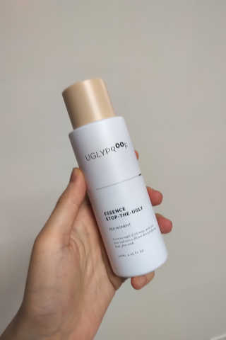 어글리프루프 에센스 스탑디어글리 레드모먼트 에센스 120ml — 4점을 준 리뷰어가 2020년 7월 올린 사용 사진