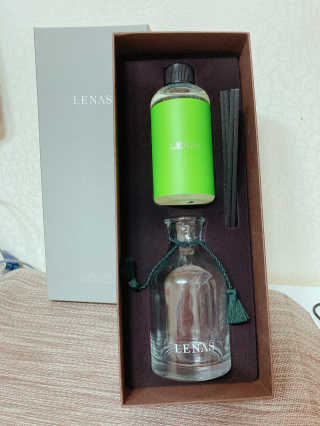 레나스 프리미엄 아로마 디퓨저 200ml  [1SET] — 5점을 준 리뷰어가 2020년 5월 올린 사용 사진