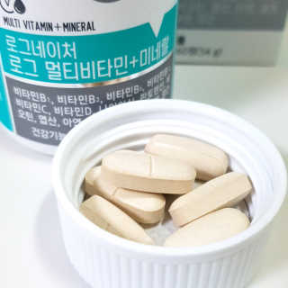 로그네이처 로그 멀티비타민+미네랄 — 5점을 준 리뷰어가 2020년 7월 올린 사용 사진