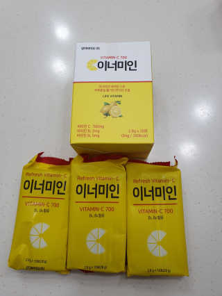 이너미인 VITAMIN-C 700 — 5점을 준 리뷰어가 2020년 8월 올린 사용 사진