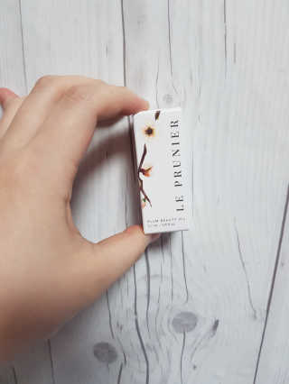 르 프루니에 플럼 뷰티 오일 디럭스 미니 3.7ml — 3.5점을 준 리뷰어가 2020년 5월 올린 사용 사진