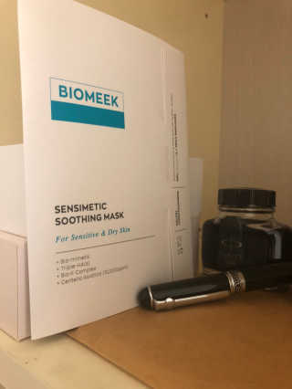 바이오믹 BIOMEEK SENSIMETIC SOOTHING MASK.S — 4.5점을 준 리뷰어가 2020년 6월 올린 사용 사진