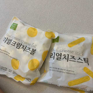 가치식탁 리얼치즈스틱, 리얼크림치즈볼 — 5점을 준 리뷰어가 2020년 9월 올린 사용 사진