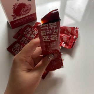 조은약초 석류콜라겐 석류즙 석류쪼옥 젤리 스틱 15포 x 20g — 5점을 준 리뷰어가 2020년 8월 올린 사용 사진