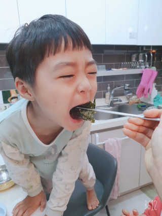 광천우리맛김 한봉지 2~3인분, 맛있는 우리재래식탁김26매20봉 — 5점을 준 리뷰어가 2020년 5월 올린 사용 사진