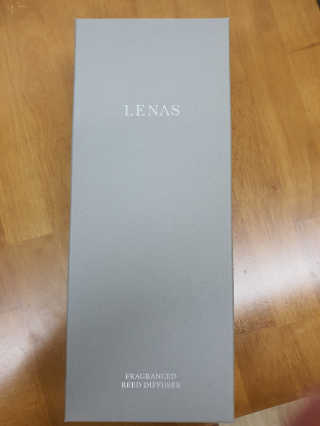 레나스 프리미엄 아로마 디퓨저 200ml  [1SET] — 4점을 준 리뷰어가 2020년 9월 올린 사용 사진