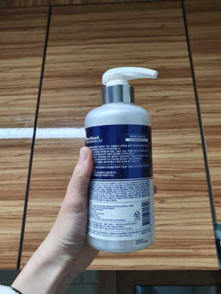 비어멕 독일맥주효모 천연탈모샴푸 — 4점을 준 리뷰어가 2020년 12월 올린 사용 사진