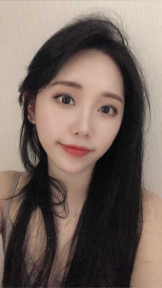 [블랙루즈] 크리스탈 하트 락 섀도우 4종 중 택1 — 5점을 준 리뷰어가 2020년 9월 올린 사용 사진