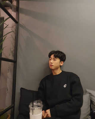 브랜디드라이프스타일코리아 행텐 헤리티지 맨투맨 SET — 5점을 준 리뷰어가 2020년 11월 올린 사용 사진