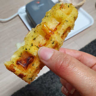 가치식탁 리얼치즈스틱, 리얼크림치즈볼 — 4점을 준 리뷰어가 2020년 8월 올린 사용 사진
