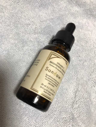 [스킨큐어] 산다화 비타민C 화이트닝 에센스 30ml — 5점을 준 리뷰어가 2020년 4월 올린 사용 사진