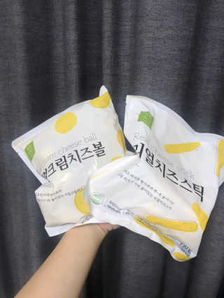 가치식탁 리얼치즈스틱, 리얼크림치즈볼 — 5점을 준 리뷰어가 2020년 8월 올린 사용 사진
