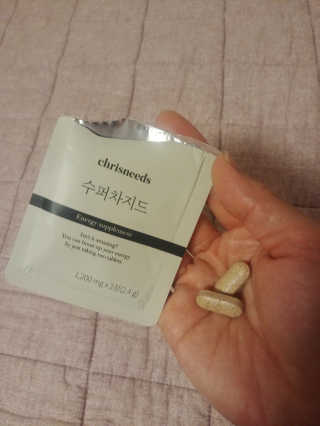 크리스니즈 밀크씨슬과 홍경천이 들어간 에너지 부스터 영양제 — 5점을 준 리뷰어가 2020년 6월 올린 사용 사진