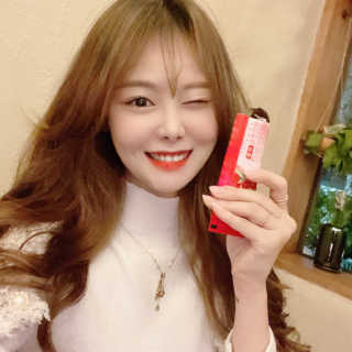 헬스업_쁘띠쁘띠석류콜라겐젤리_20g x 14포 — 5점을 준 리뷰어가 2020년 11월 올린 사용 사진