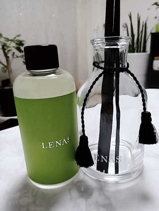 레나스 프리미엄 아로마 디퓨저 200ml  [1SET] — 5점을 준 리뷰어가 2020년 5월 올린 사용 사진