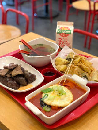 죠스떡볶이 [죠스푸드] 짜빠떡볶이+떡또그+범벅만두 신메뉴 3종 — 4점을 준 리뷰어가 2020년 5월 올린 사용 사진
