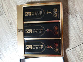 헬스업_천명진프리미엄홍삼스틱_10ml x 30포 — 5점을 준 리뷰어가 2020년 8월 올린 사용 사진