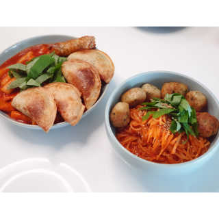 [심플리쿡]창화당떡볶이+모둠만두, 쫄면+굴림만두 SET — 5점을 준 리뷰어가 2020년 9월 올린 사용 사진