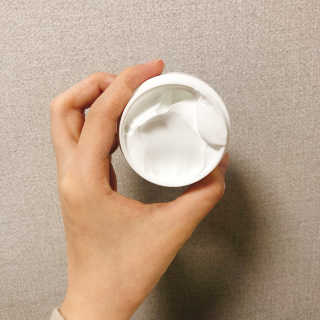 니코피 래디언스 톤업 크림 — 5점을 준 리뷰어가 2020년 4월 올린 사용 사진
