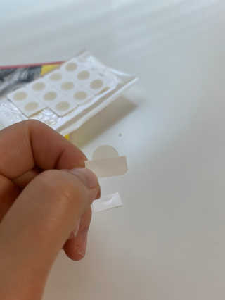 엘라밴드 하이드로 도트 스팟패치 12mm, 10mm — 5점을 준 리뷰어가 2020년 8월 올린 사용 사진
