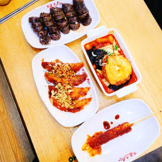 죠스떡볶이 [죠스푸드] 짜빠떡볶이+떡또그+범벅만두 신메뉴 3종 — 4점을 준 리뷰어가 2020년 5월 올린 사용 사진