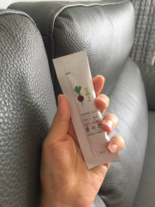 유유네이처 머빈스 젤리 레드비트 콜라겐 — 4.5점을 준 리뷰어가 2020년 5월 올린 사용 사진