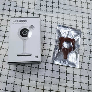 헤이홈 스마트 홈카메라 + 헤이베어 캐릭터커버 — 5점을 준 리뷰어가 2020년 5월 올린 사용 사진
