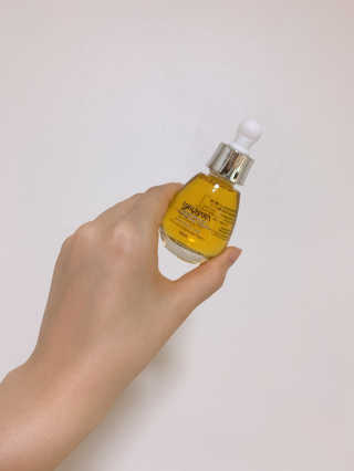 미구하라 울트라 화이트닝 앰플 35ml — 4점을 준 리뷰어가 2020년 5월 올린 사용 사진