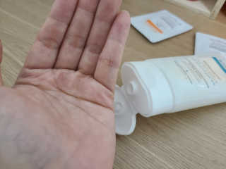 바이오믹 BIOMEEK SENSIMETIC MILD ACID CLEANSER — 5점을 준 리뷰어가 2020년 6월 올린 사용 사진