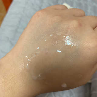 La Theorie Hydrating Ingredients | 하이드레이팅 인그레이디언츠 — 5점을 준 리뷰어가 2020년 5월 올린 사용 사진