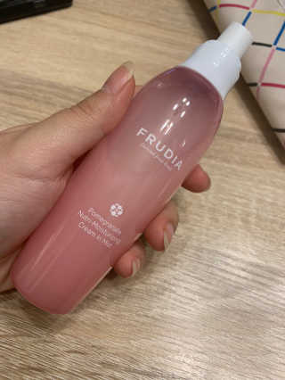 [후르디아] 주름 개선 기능성-석류 크림 미스트 — 5점을 준 리뷰어가 2020년 10월 올린 사용 사진