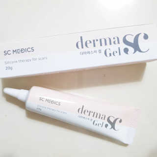 derma SC-Gel 더마에스씨 겔 20g — 5점을 준 리뷰어가 2020년 4월 올린 사용 사진